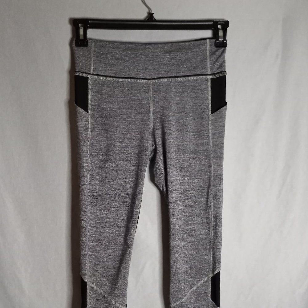 Lululemon leggings Womens 9 Gray/Black Pockets Mid-Rise Yoga Athletic Athleisure